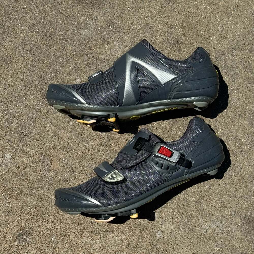 Pearl Izumi I-Beam Cycling Shoes with Ratchet Buckle Grey Men’s 11.25/44.5